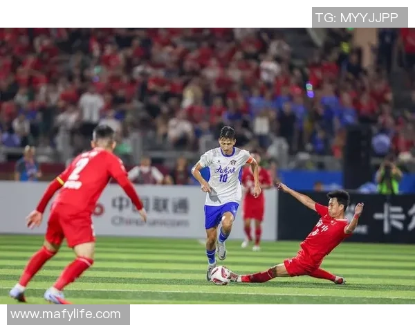 重庆足球队防守表现分析与改进建议探讨 重庆足球队防守表现分析与改进建议探讨